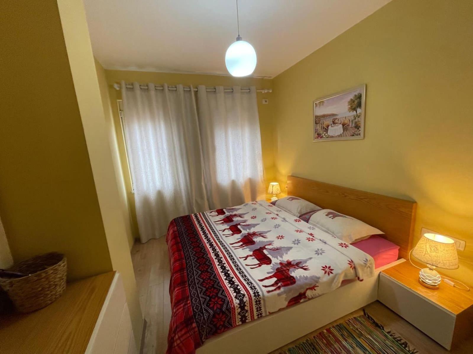 Ergi'S Host Apartment 티라나 외부 사진